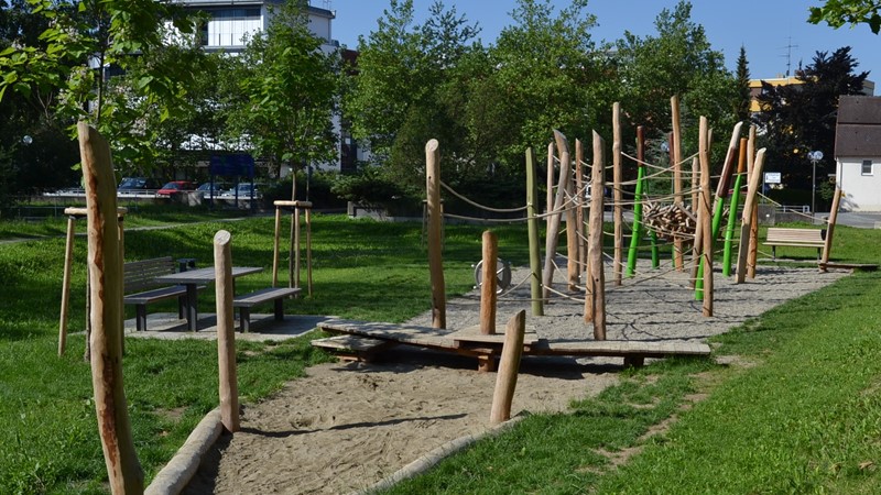 Spielplatz-Laupheim-Schlosspark