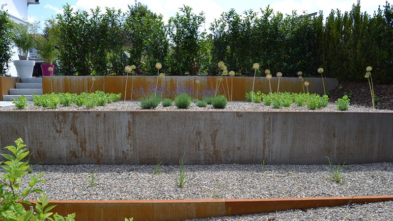 03-gartengestaltung-stahl-metall